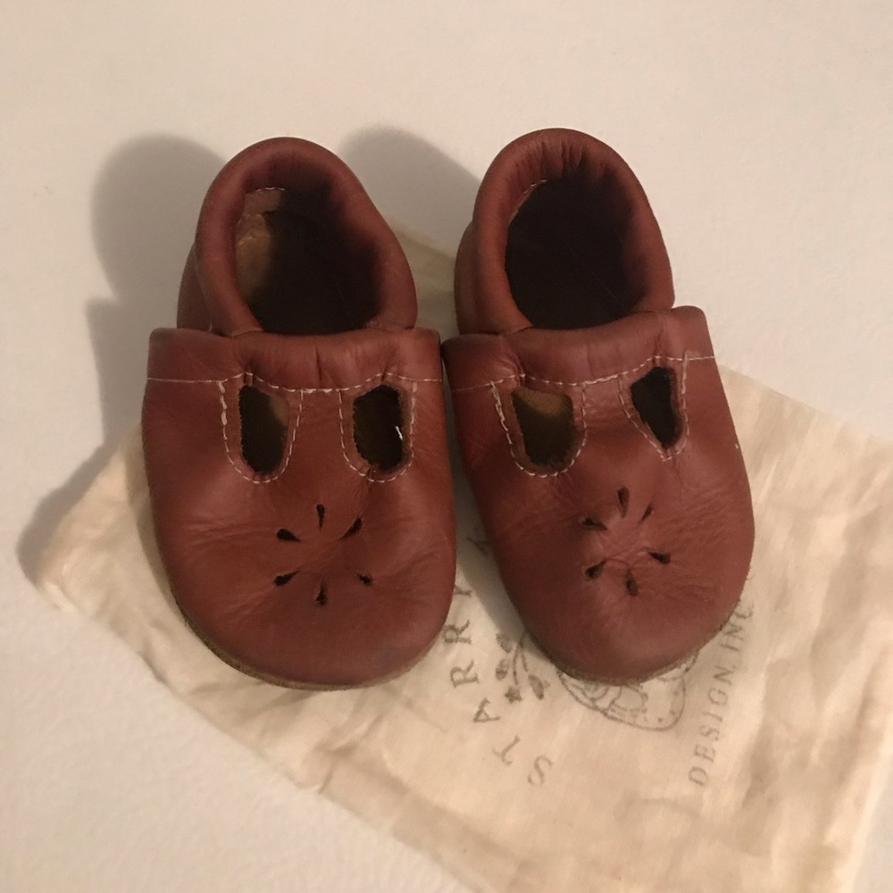 Starry Knight Design T-Strap Moccasins in Cedar